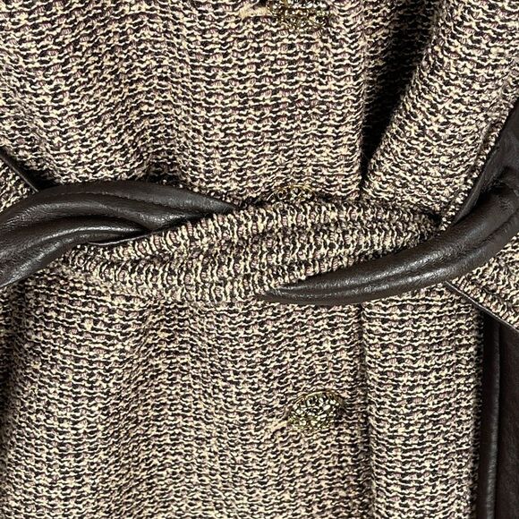 St John Tan tweed knit blazer w/ leather lined belt - Picture 4 of 9